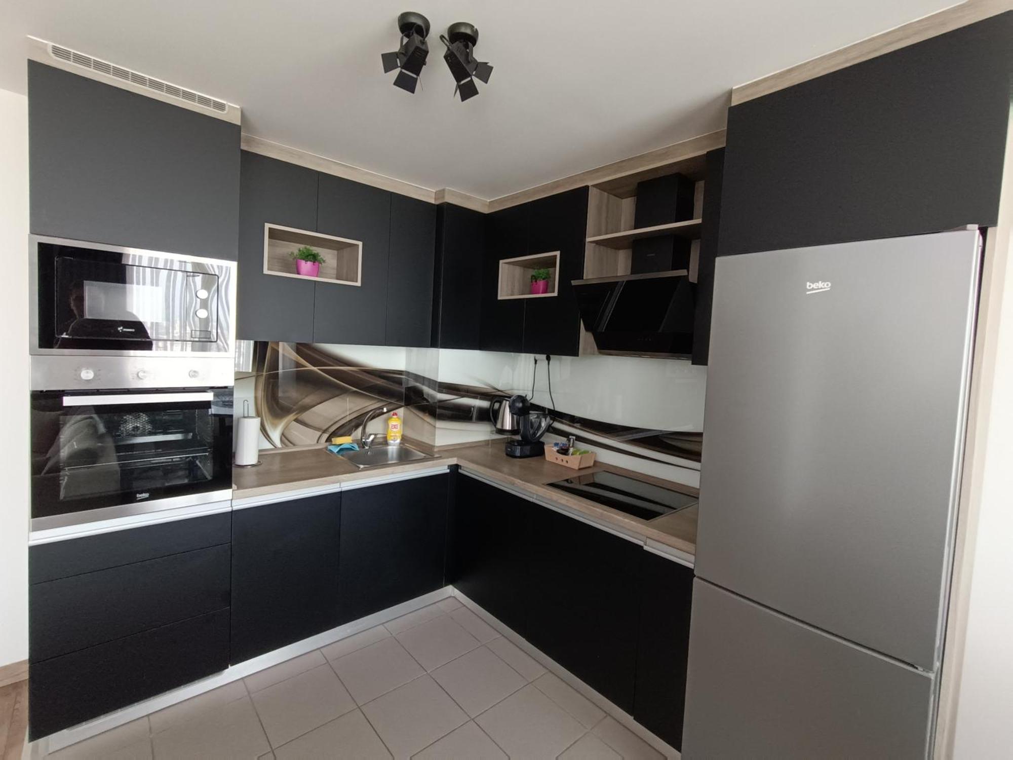 18Th & 16H Floor Secure Luxury Condos With Pool & Fitness Included In Price Skopje Bagian luar foto